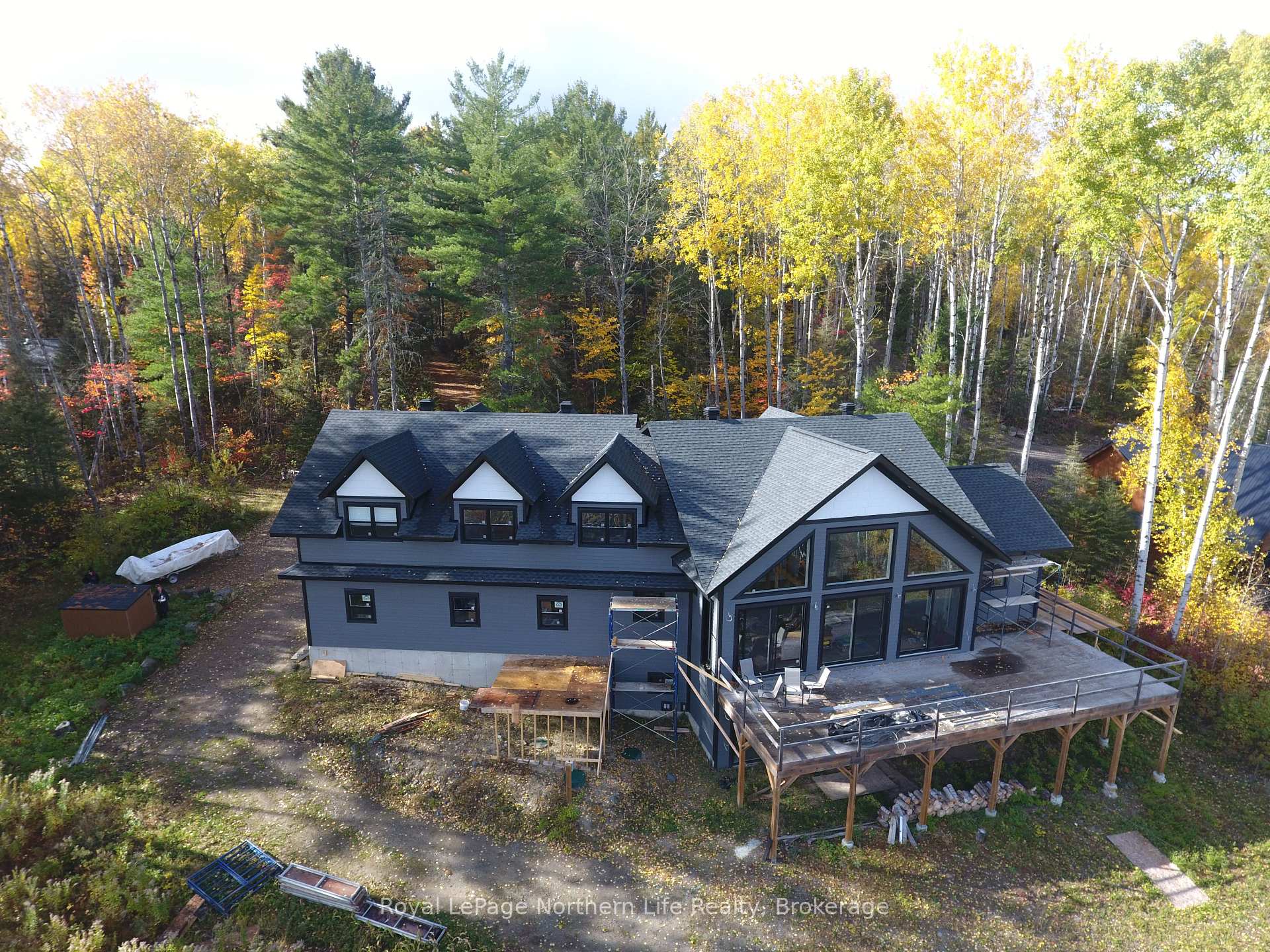 429 FOX RUN Drive, Temagami, ON P0H 2H0