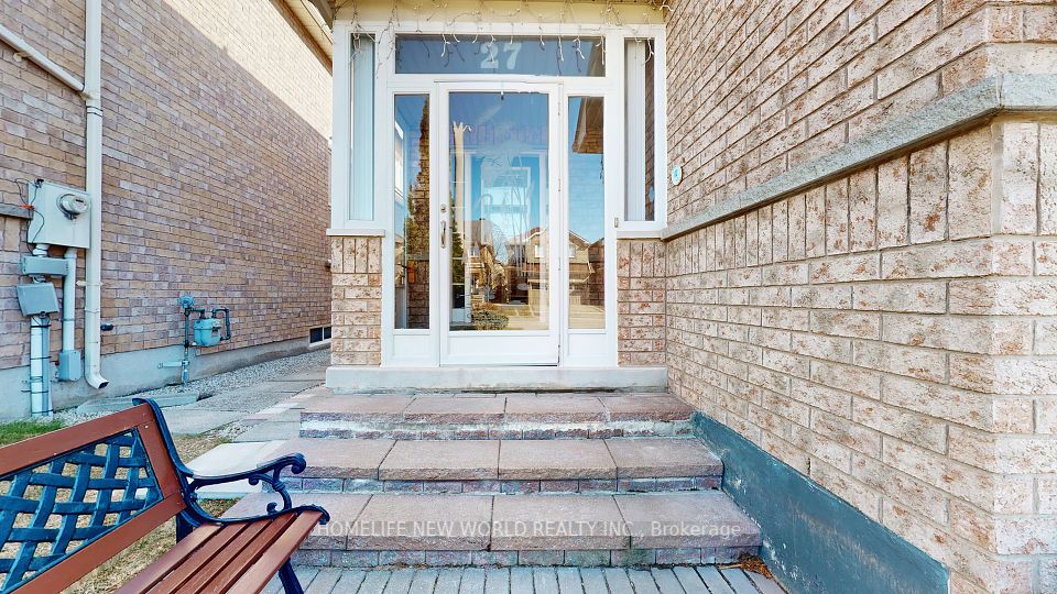 27 Crescendo Avenue, Richmond Hill, ON L4S 2V6