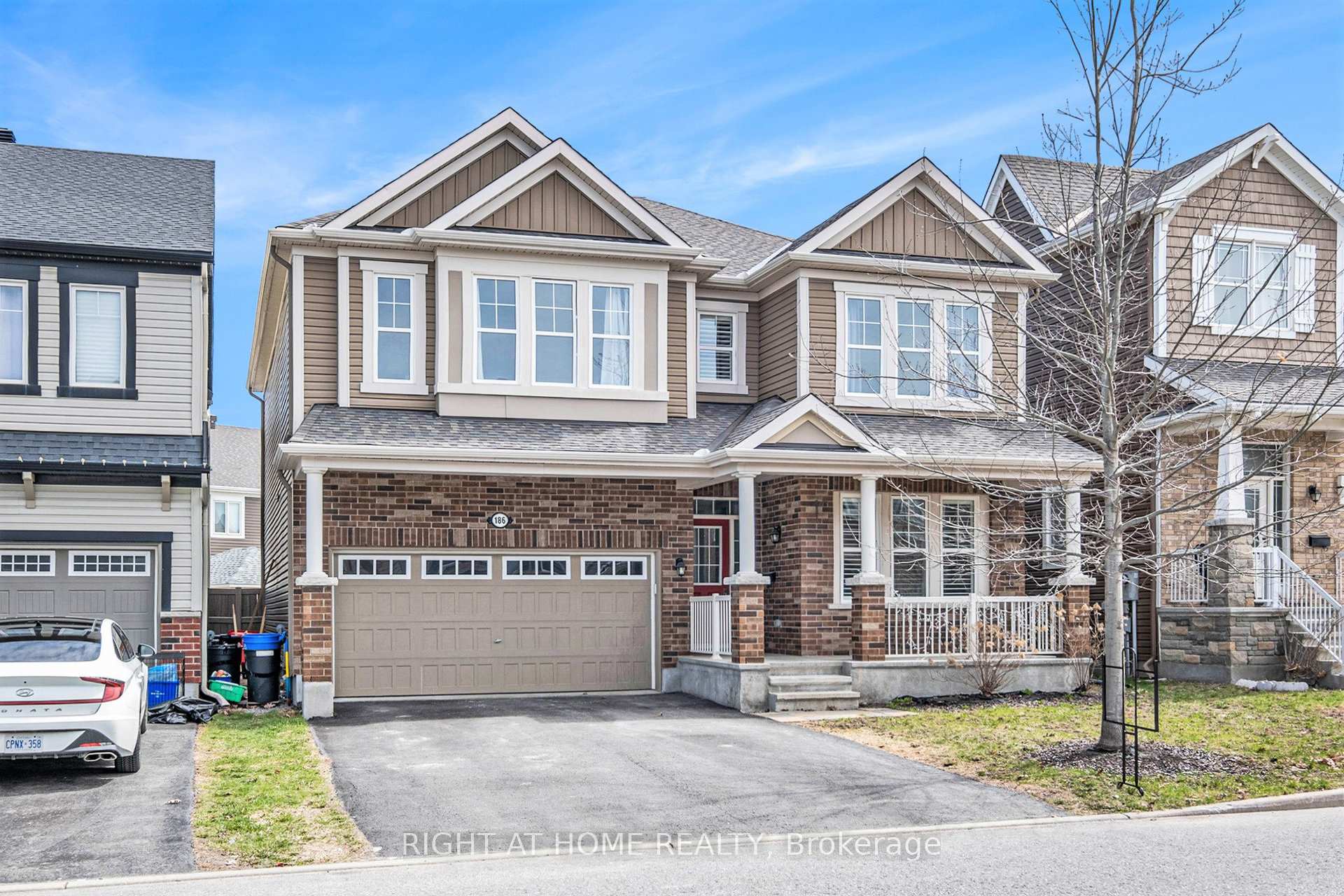 186 Lamprey Street, Barrhaven, ON K2J 6C3