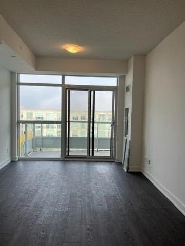 251 Manitoba Street 1511