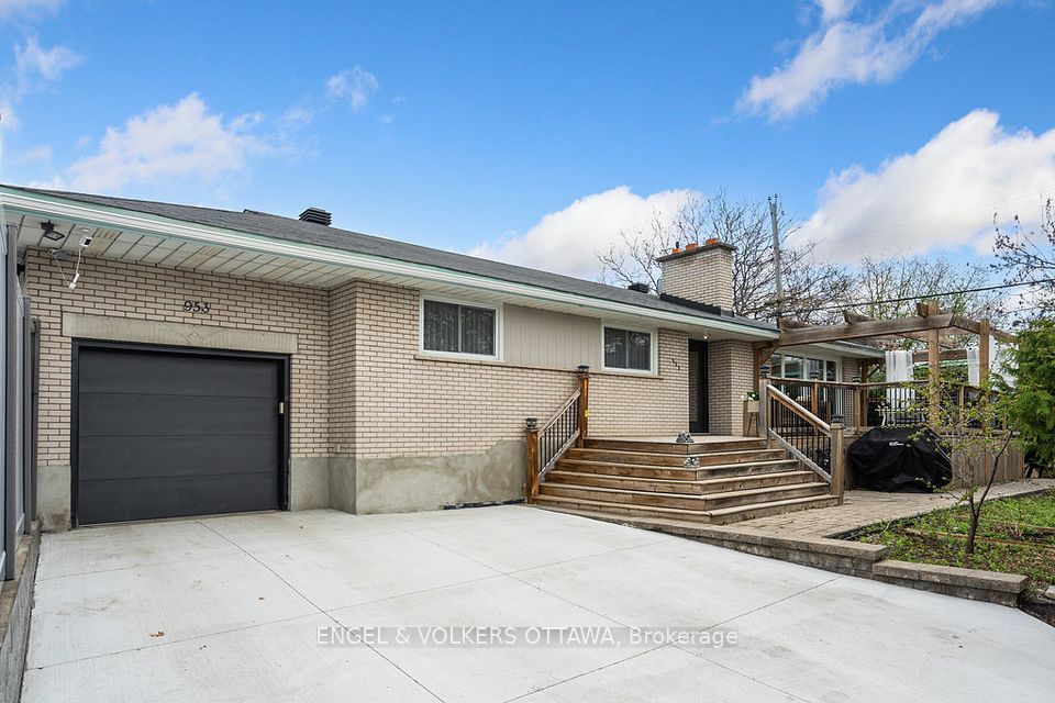 953 Fairlawn