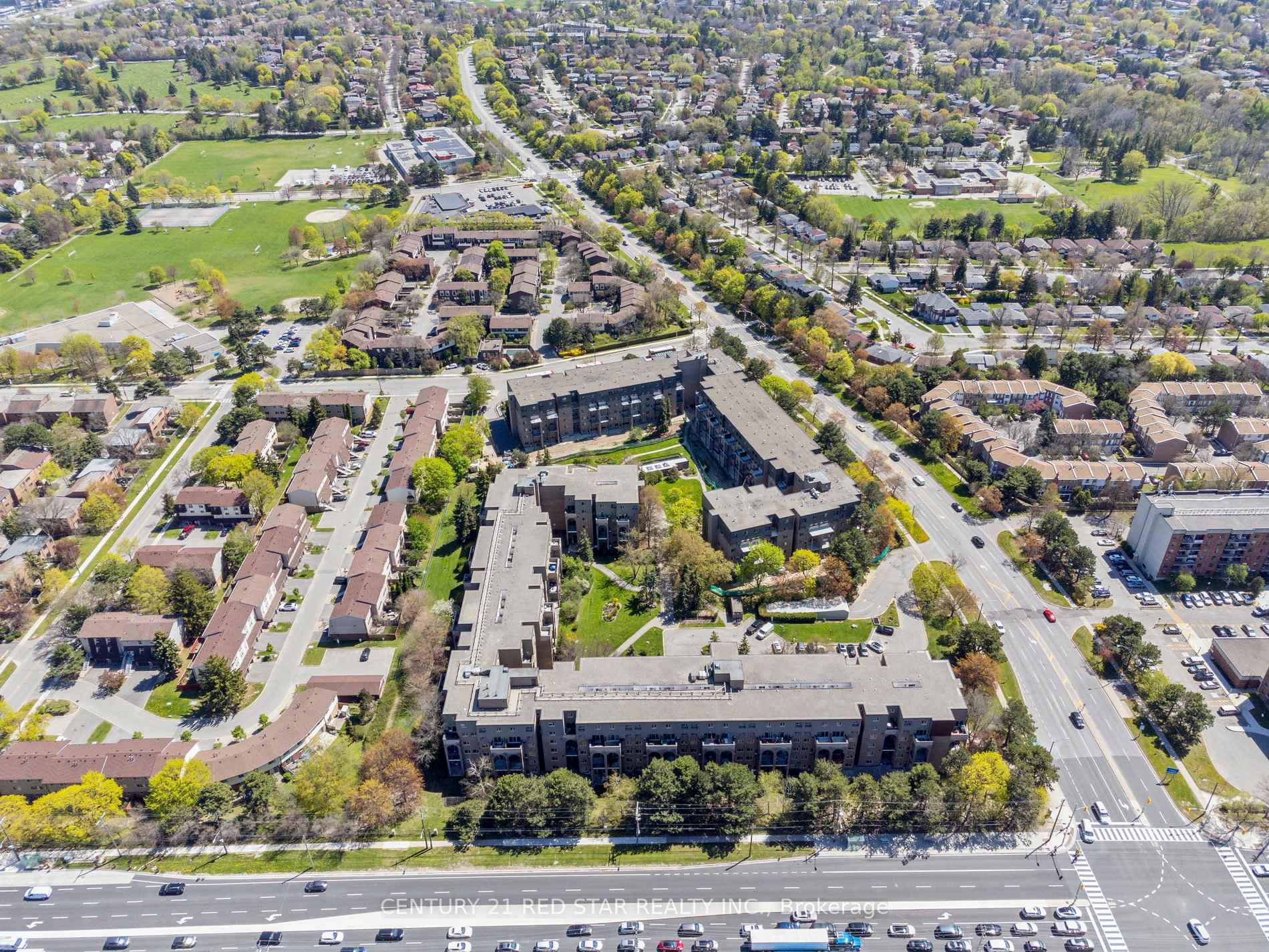 2 Bedrooms Condo at 4001 Don Mills, Toronto For sale