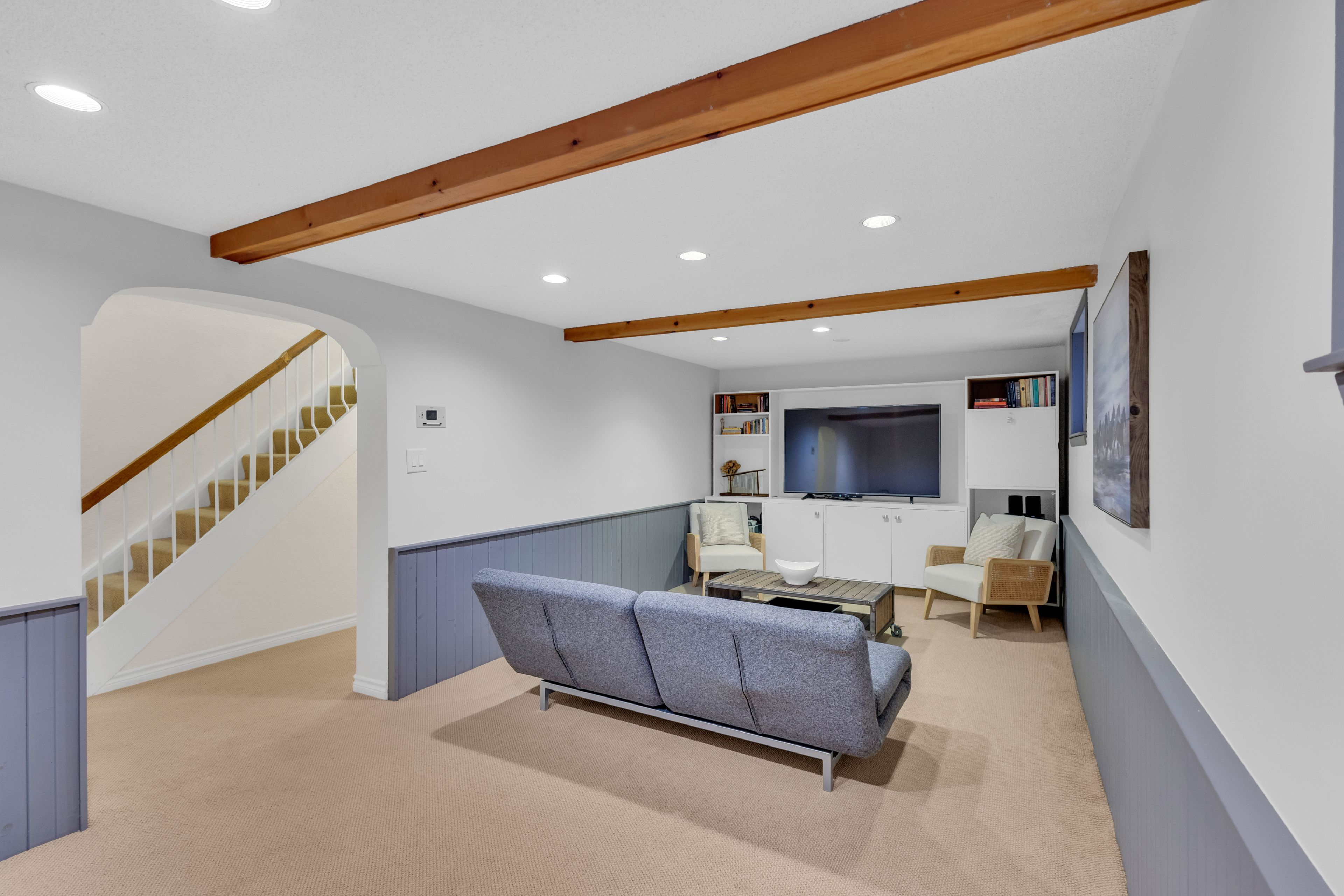 27 Peveril Hill S