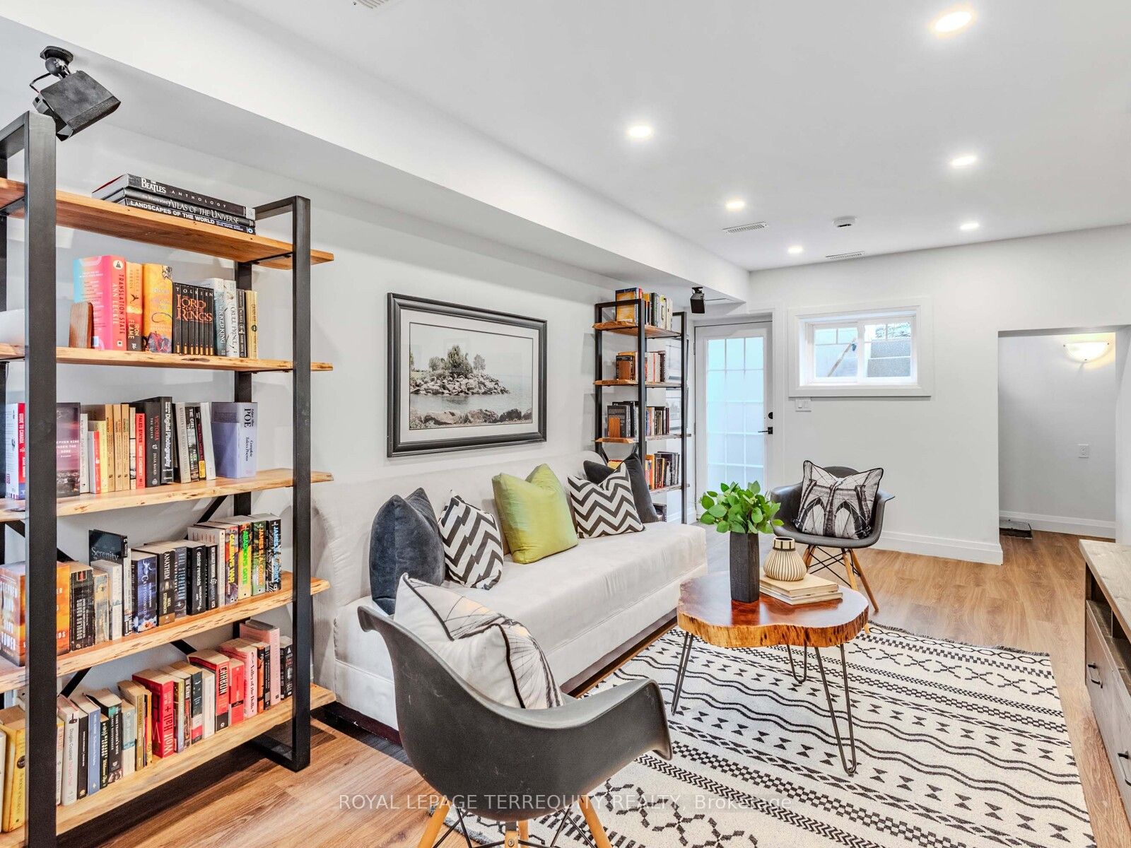 113 Sellers Avenue
