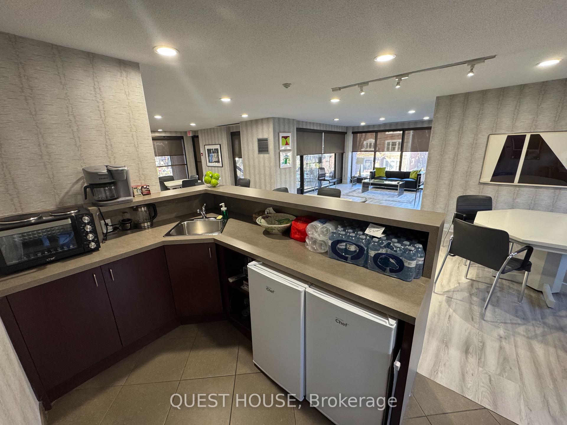 2 Bedrooms Condo at 447 Walmer,  Toronto For sale