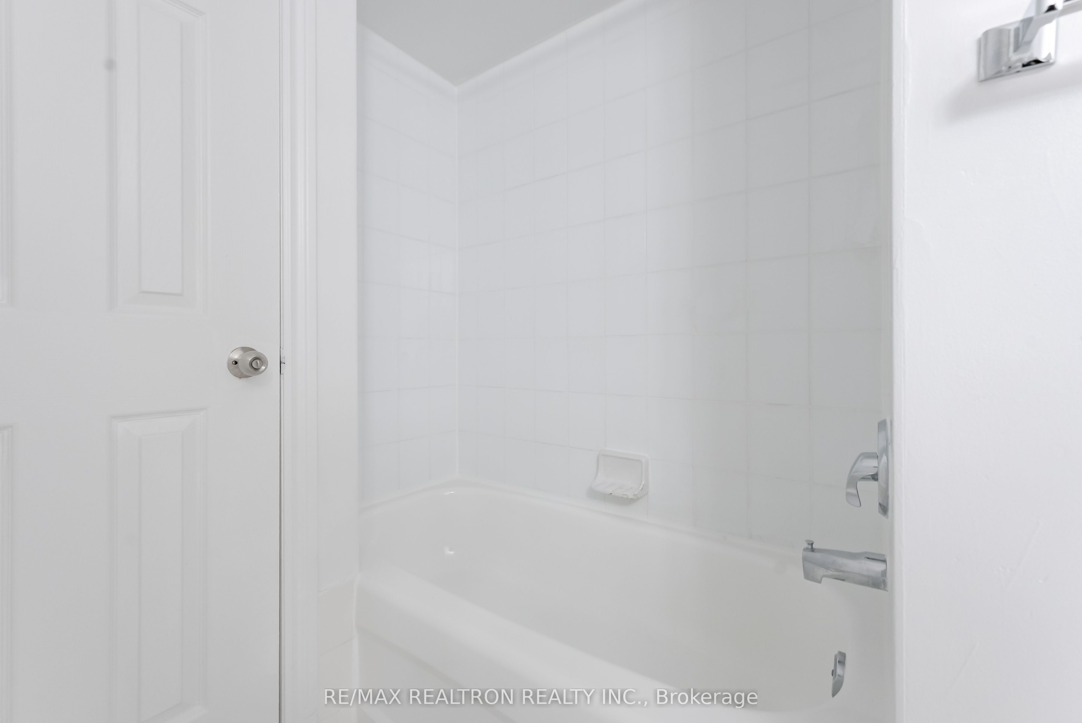 1401 Dupont Street, #407