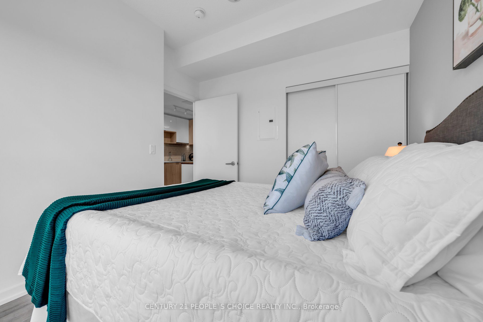 52 Forest Manor Road, #627