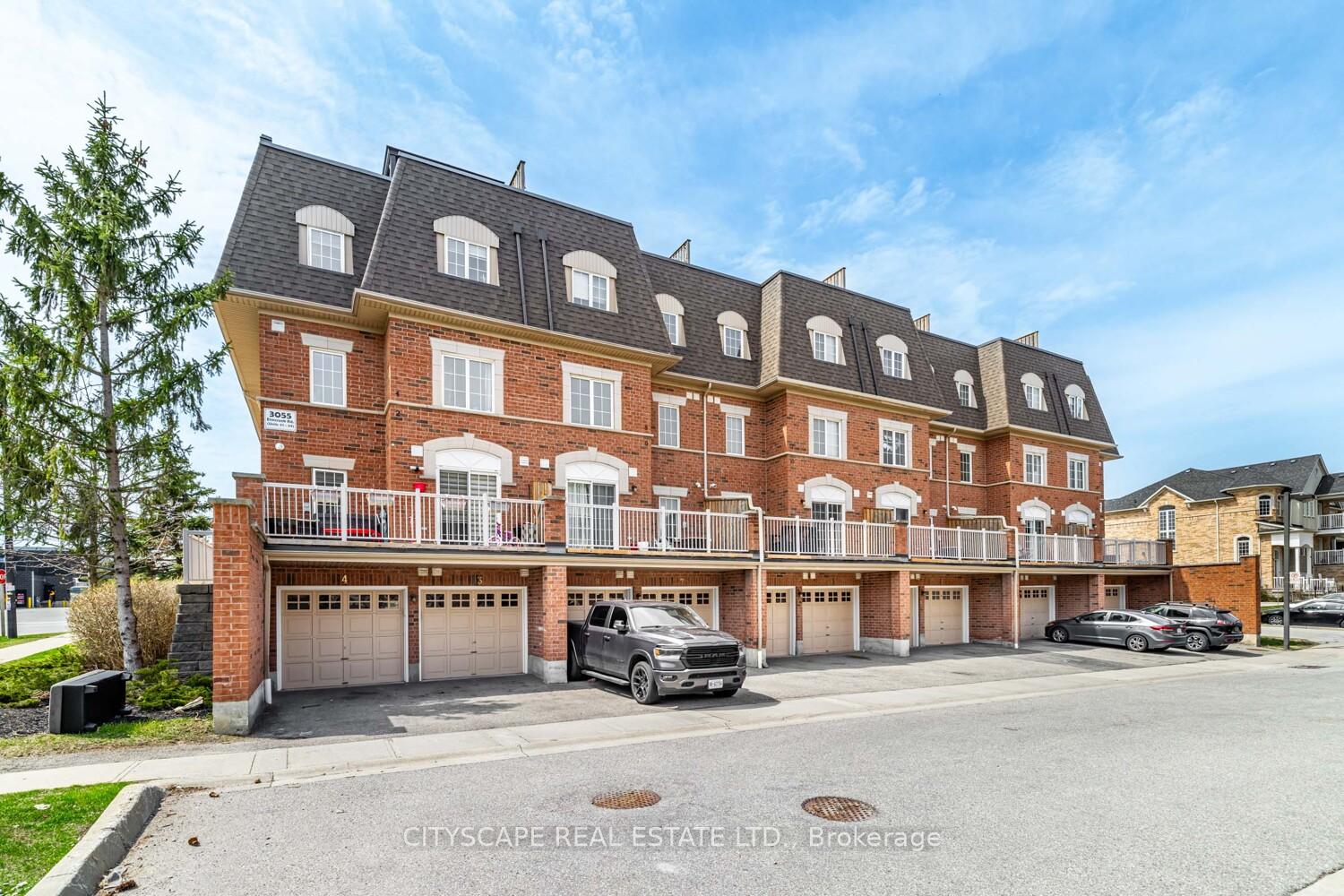 2 Bedrooms Condo at 3055 Elmcreek, Mississauga For sale