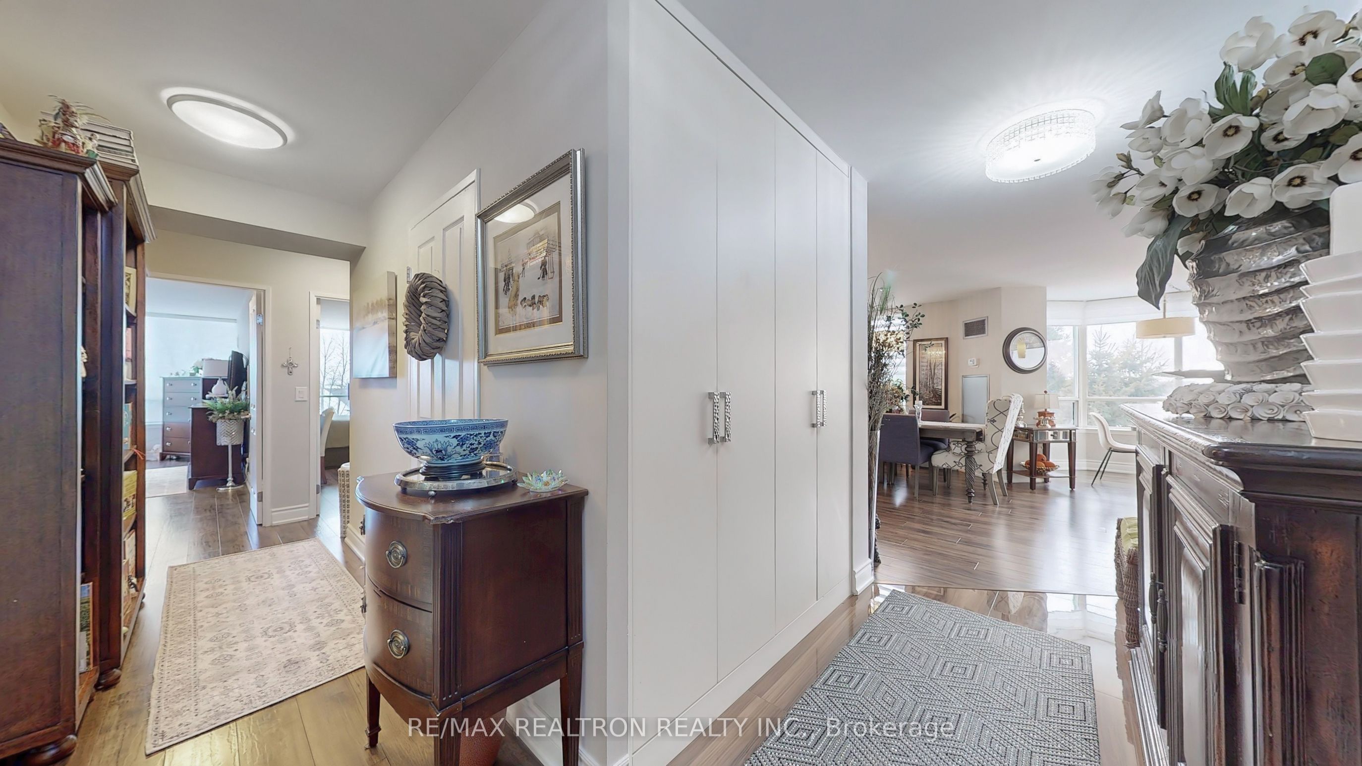 110 Promenade Circle S, #504