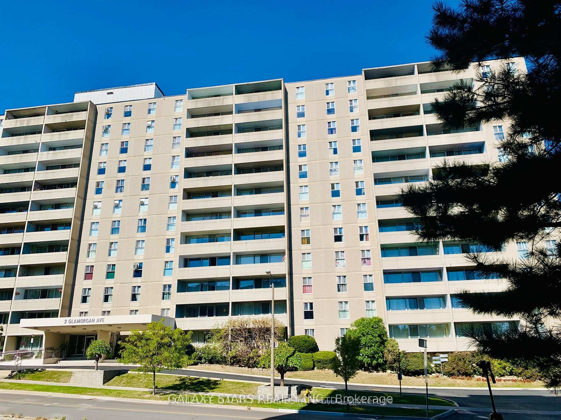 2 Bedrooms Condo at 2 Glamorgan,  Toronto For sale