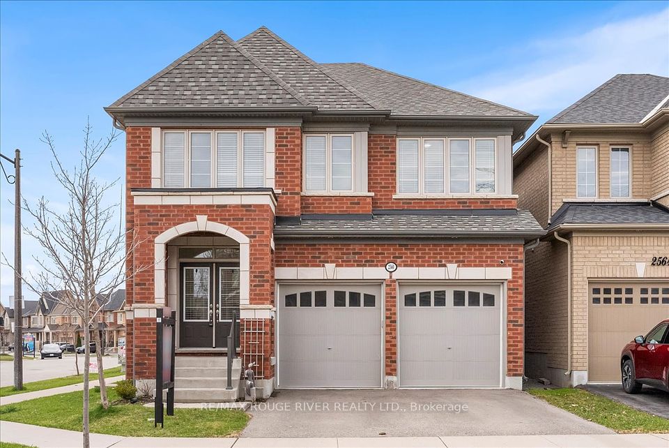 2560 Bandsman Crescent, Oshawa, ON L1L 0M2