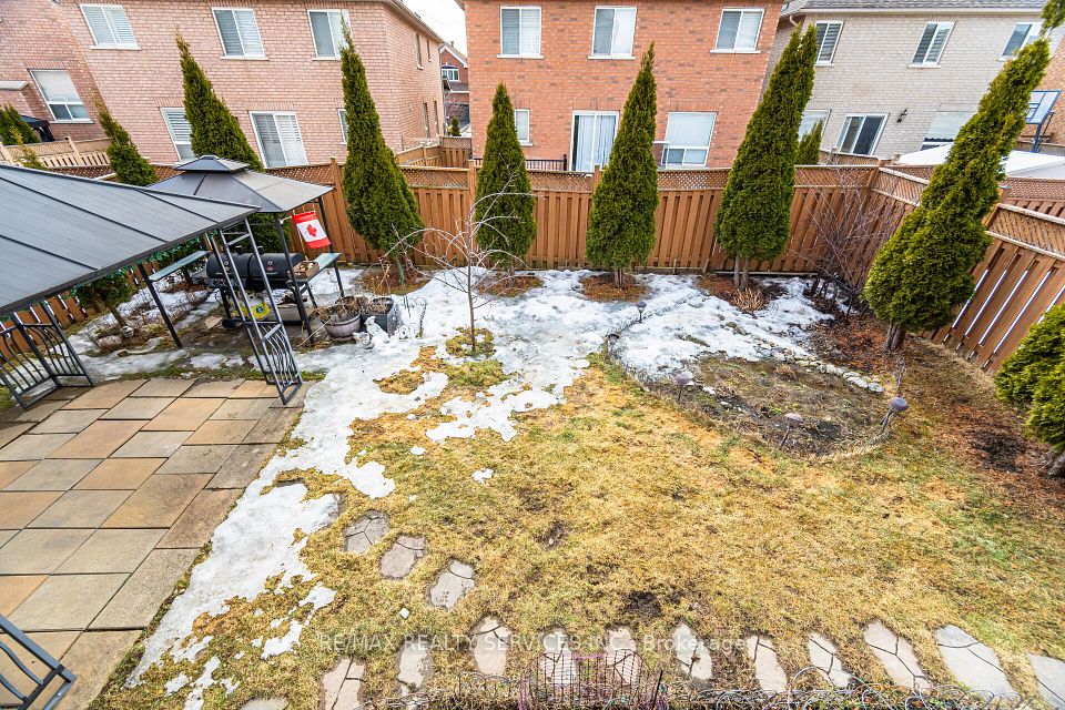 https://trreb-image.ampre.ca/z0_L079DEFx9PJFCVjARKHxKnCucGsMcdnuHmG8JxTg/rs:fit:960:960/wm:.5:so:0:50:.4/wmsh:10/wmt:PHNwYW4gZm9yZWdyb3VuZD0nd2hpdGUnIGZvbnQ9JzY4Jz5SRS9NQVggUkVBTFRZIFNFUlZJQ0VTIElOQy4sIEJyb2tlcmFnZTwvc3Bhbj4/L3RycmViL2xpc3RpbmdzLzQxLzAyLzYyLzYxL3AvOTBhNWVlZWEtYjg1ZS00MzZmLTlhYjItYjZlMzEyNzdmMTJmLmpwZw.jpg