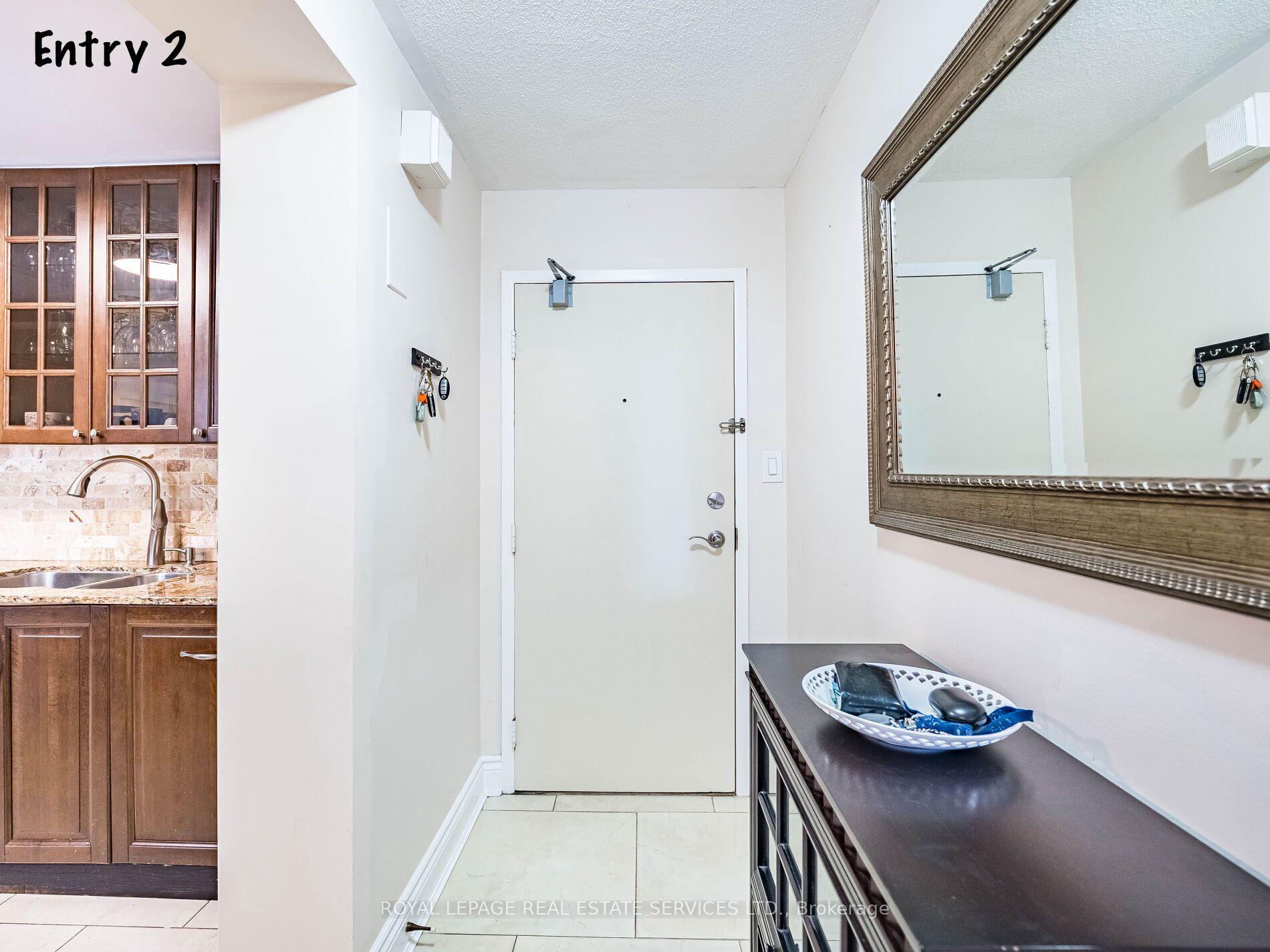 2 Bedrooms Condo at 1300 Mississauga Valley, Mississauga For sale