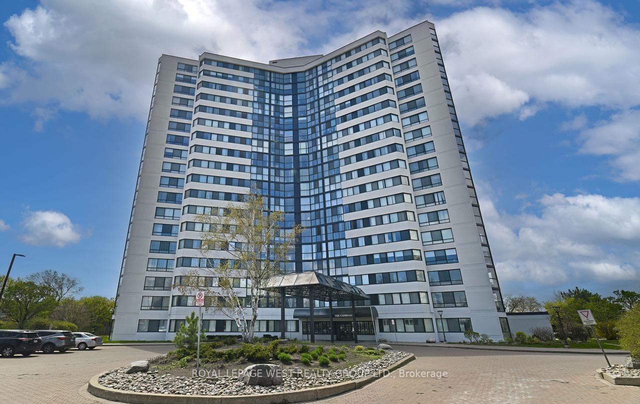 2 Bedrooms Condo at 1360 Rathburn, Mississauga For sale