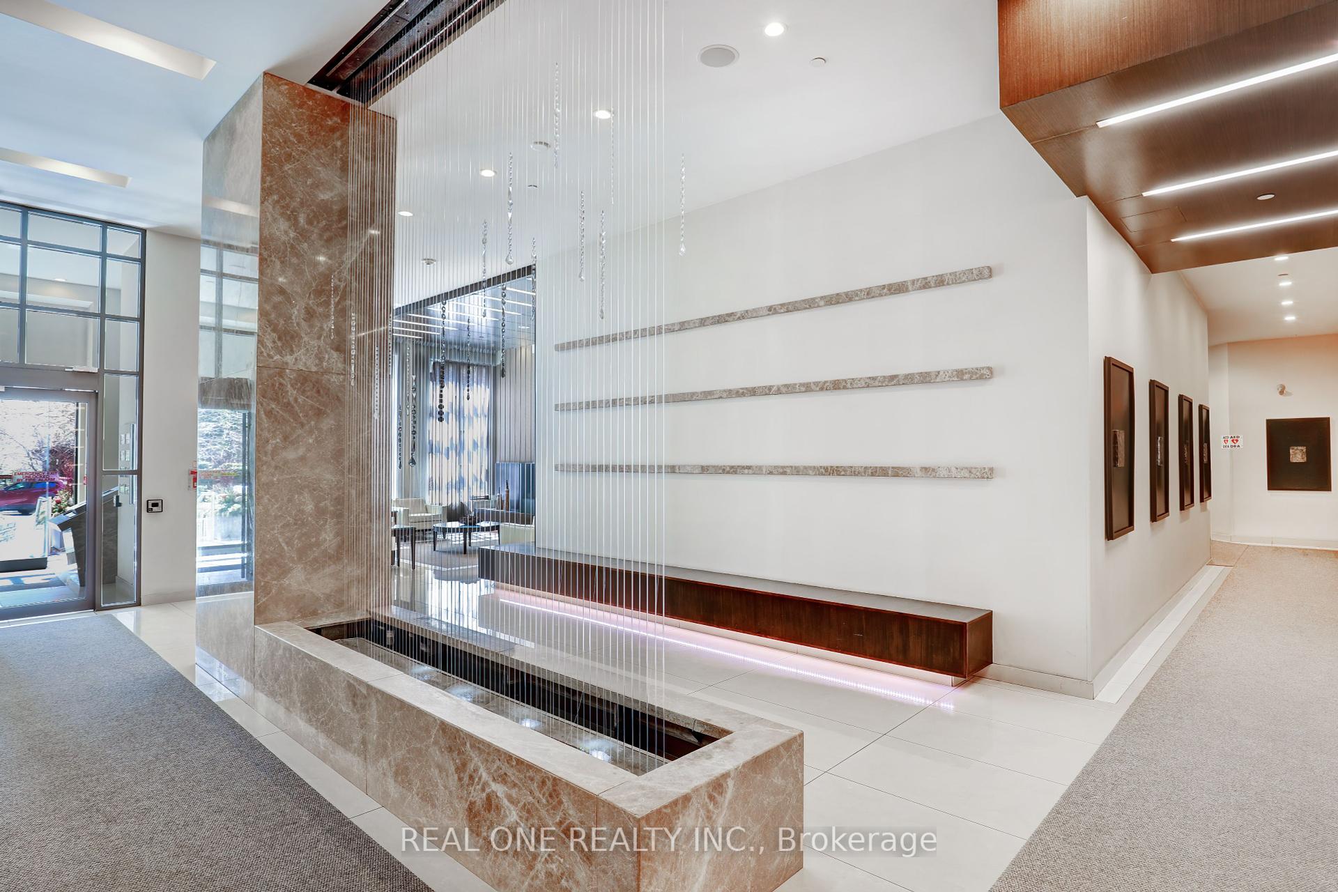 2 Bedrooms Condo at 500 Doris, Toronto For sale