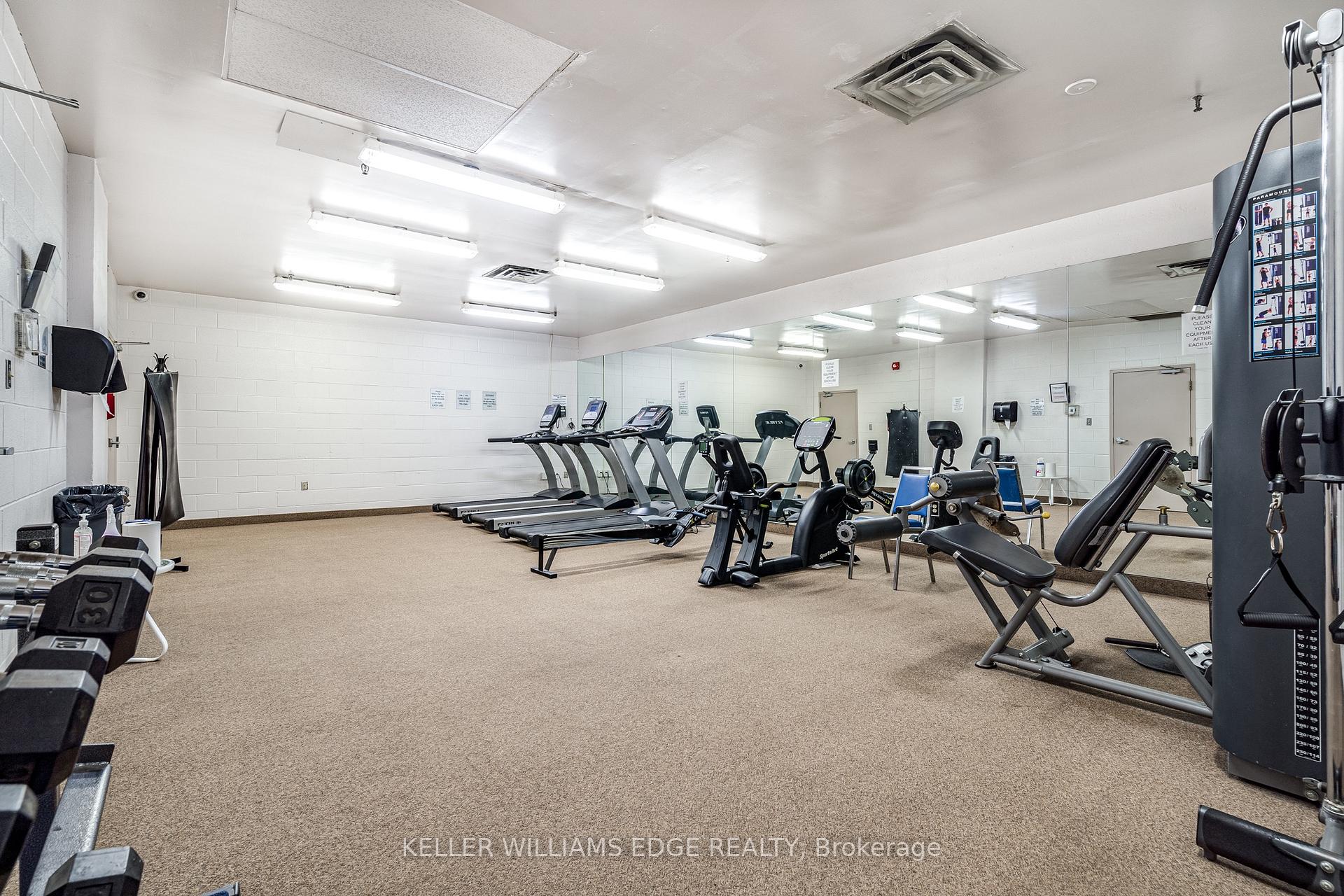 2 Bedrooms Condo at 5090 Pinedale, Burlington For sale
