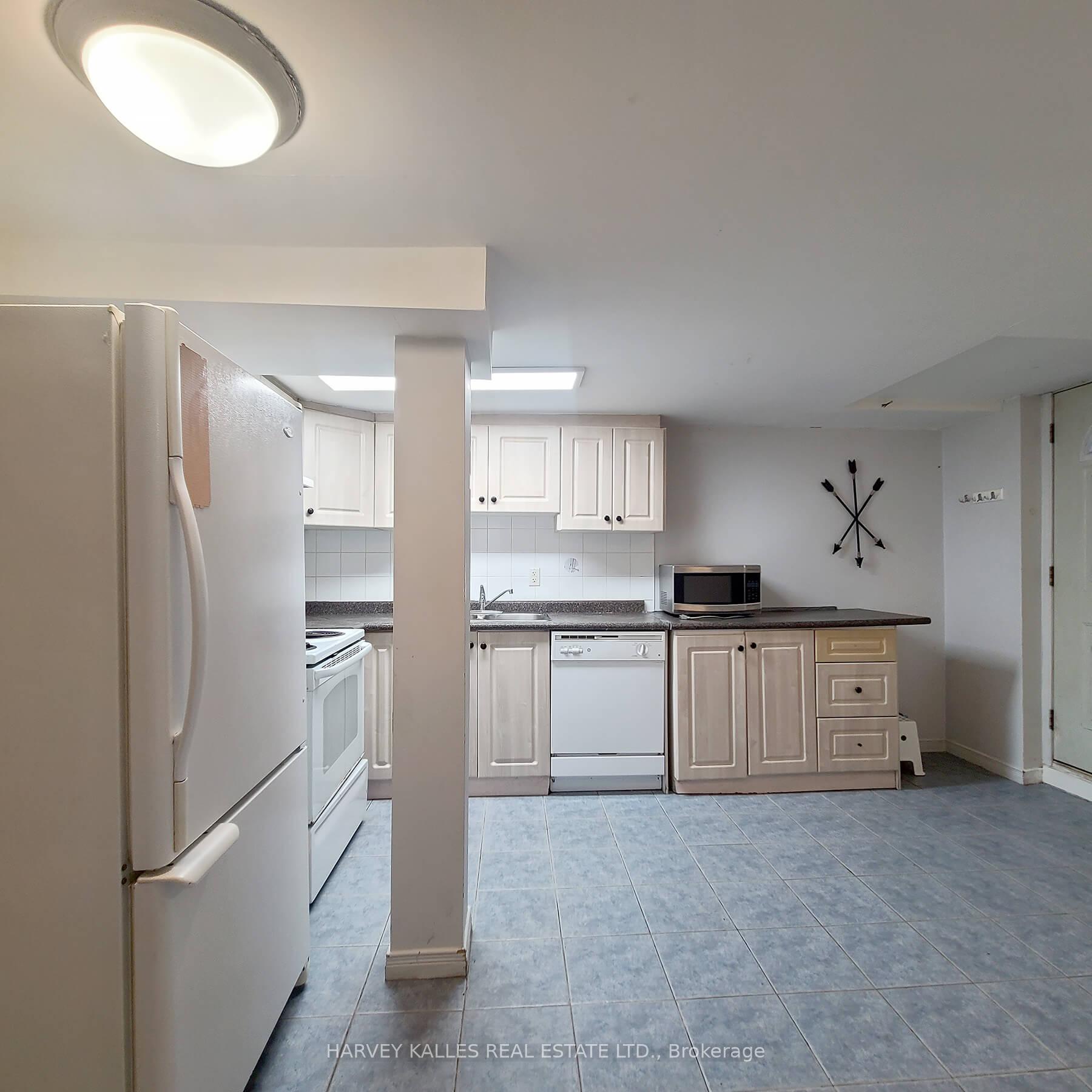 4 Poplar Plains Crescent B Rear