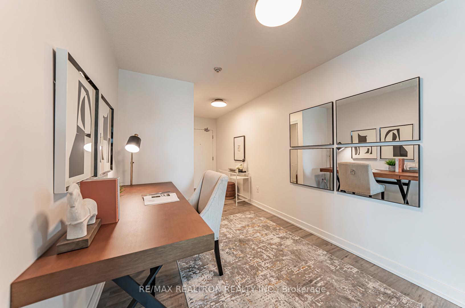 3 Bedrooms Condo at 29 Singer, Toronto For sale