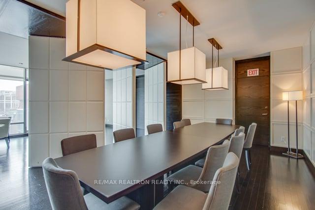 1 Bedroom Condo at 18 Yorkville, Toronto For sale