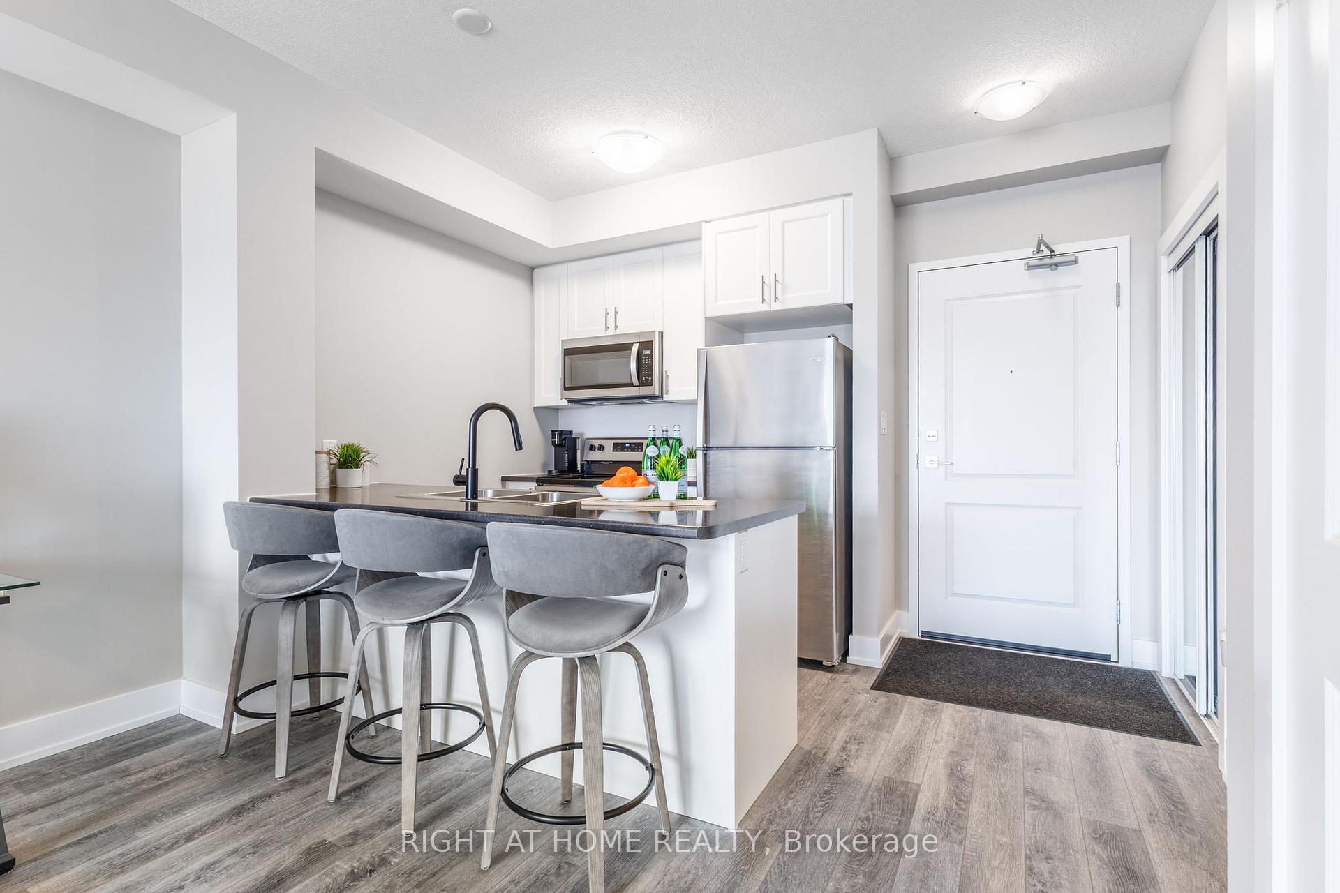1 Bedroom Condo at 450 Dundas,  Hamilton For sale