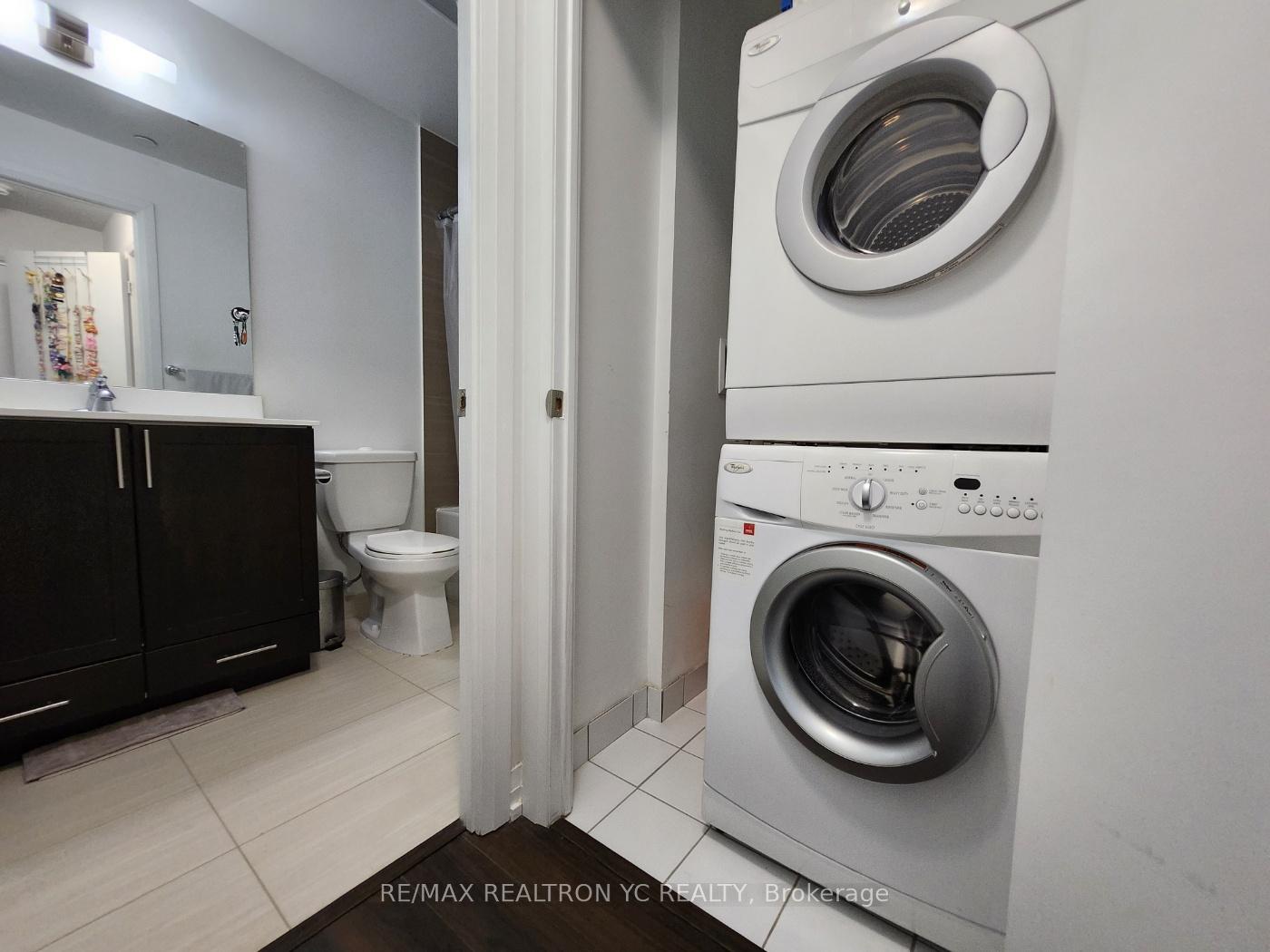 2 Bedrooms Condo at 55 Ann O’reilly,  Toronto For sale