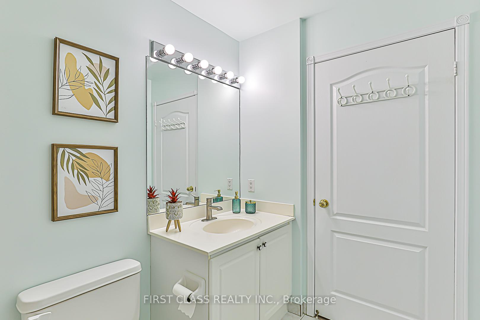 4 Bedrooms Condo at 1881 Mcnicoll, Toronto For sale