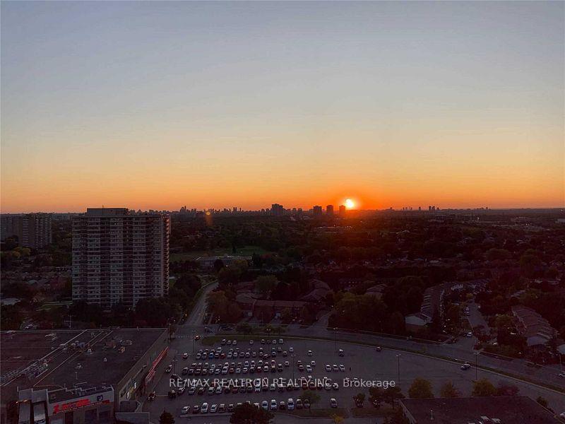 2 Bedrooms Condo at 2350 Bridletowne, Toronto For sale