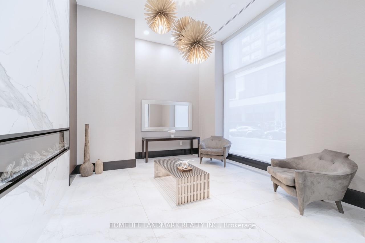 2 Bedrooms Condo at 21 Balmuto,  Toronto For sale