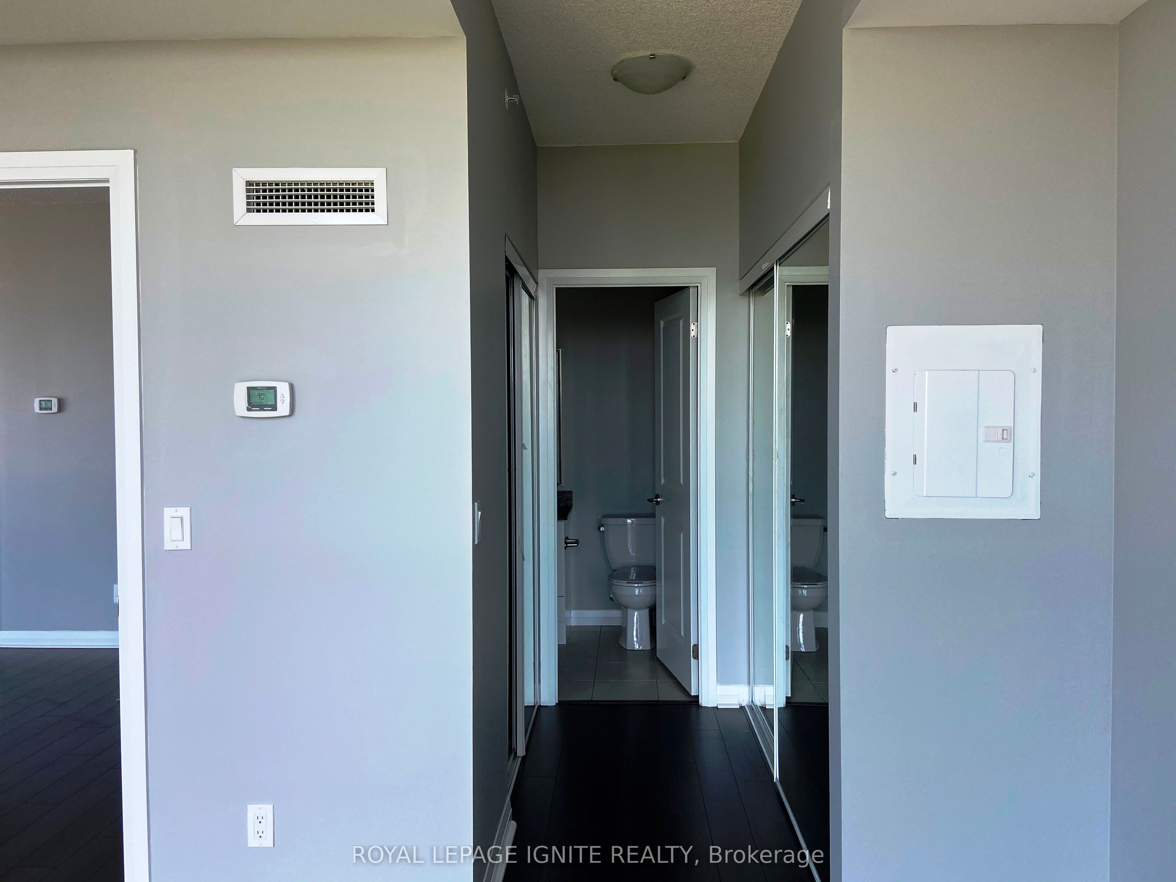 75 Eglinton Avenue W, #1107