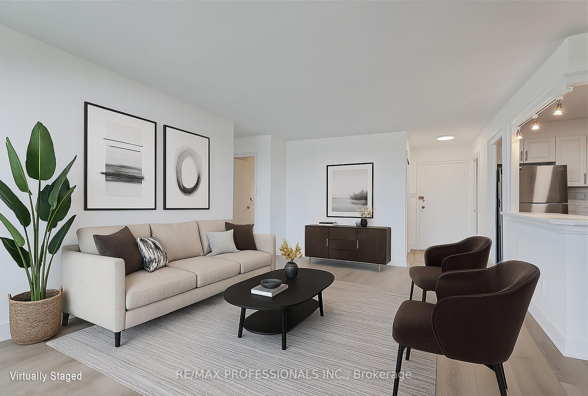 3 Bedrooms Condo at 11 Neilson, Toronto For sale