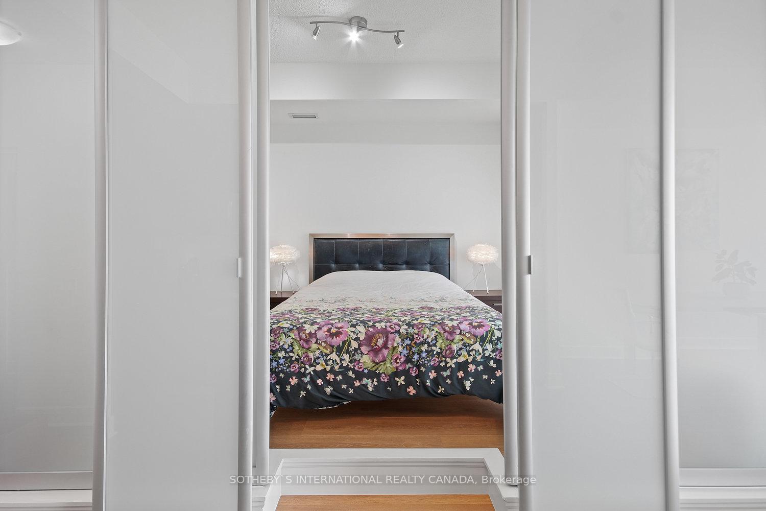 2 Bedrooms Condo at 116 George,  Toronto For sale