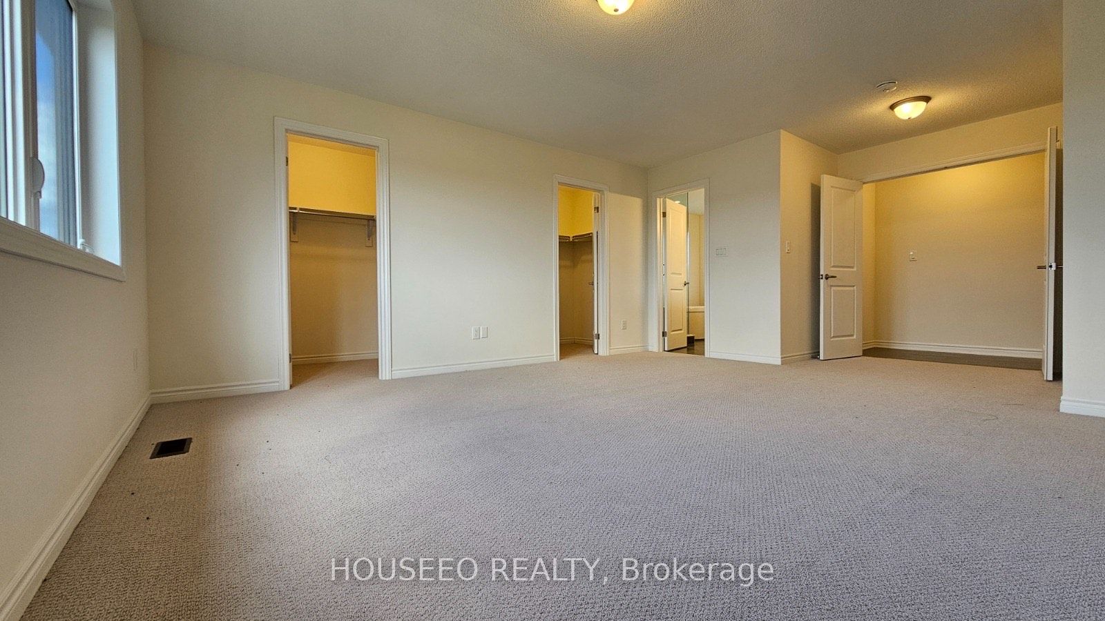 74 ORIOLE Crescent