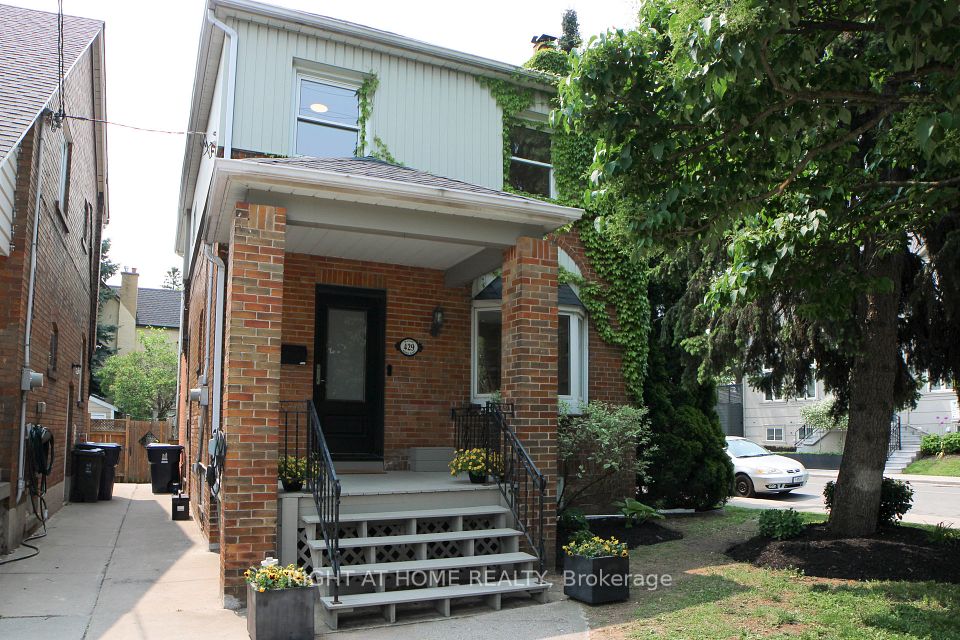 429 Manor