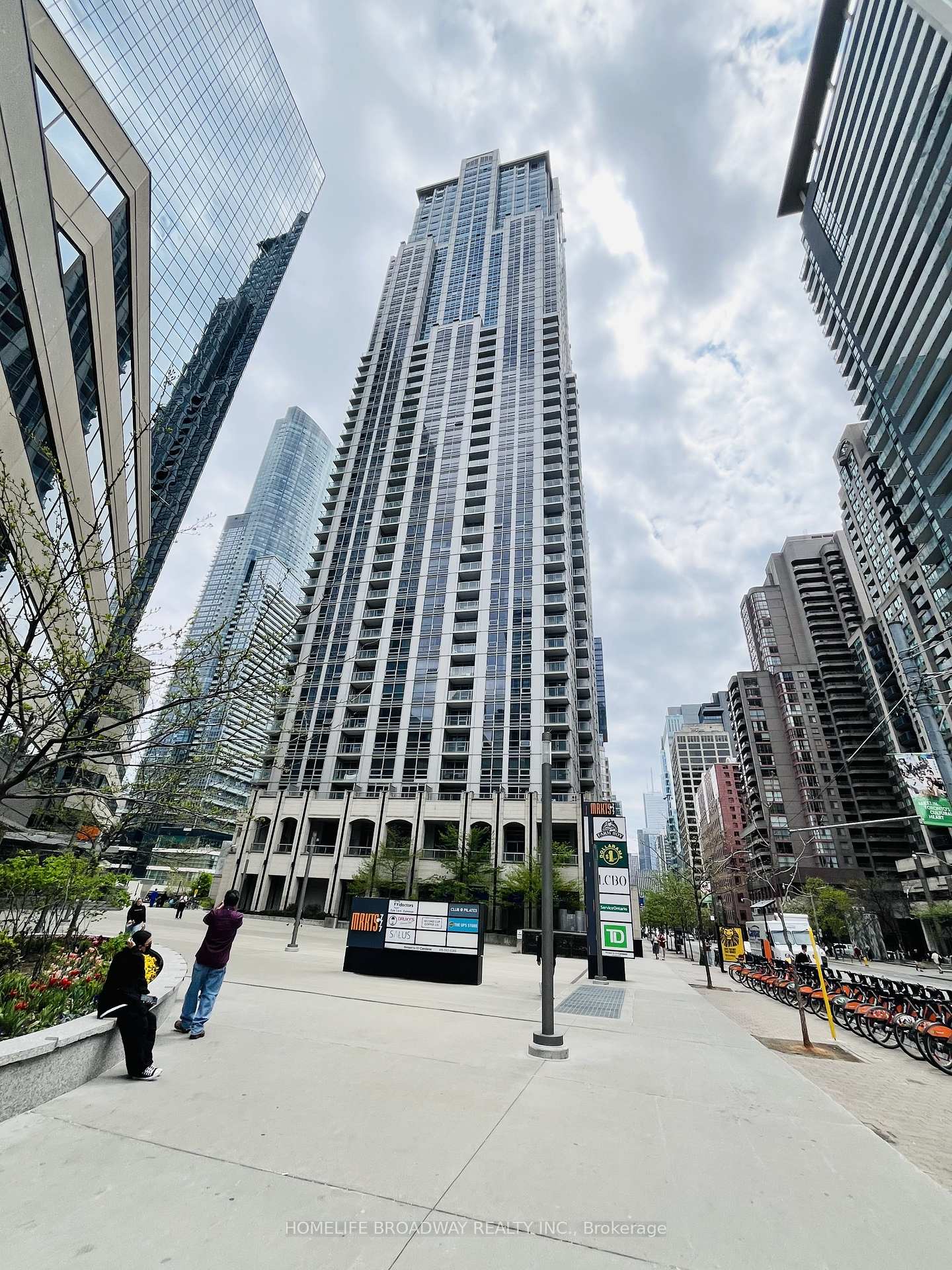 Condo at 763 Bay, Toronto For sale