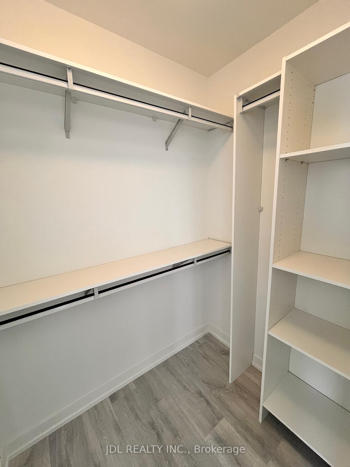 3 Bedrooms Condo at 7 Golden Lion, Toronto For sale