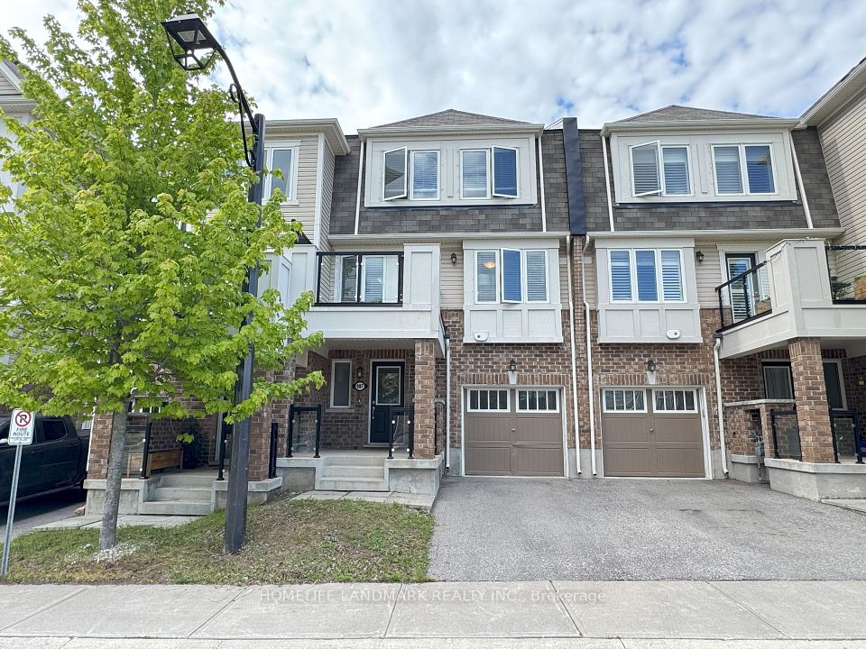 907 Apple Hill