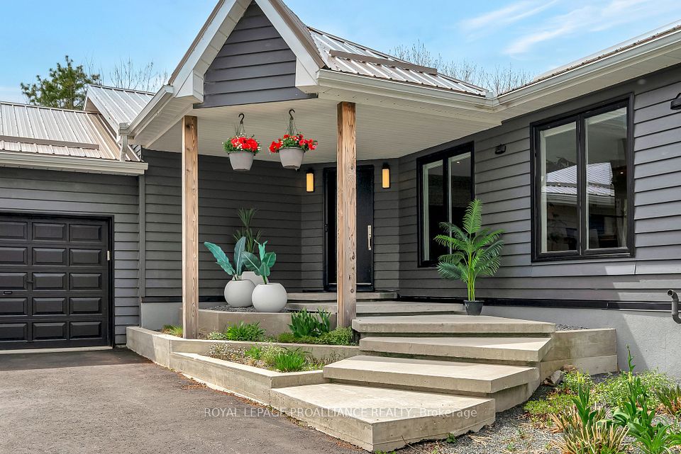 135 Hiscock Shores Road, Prince Edward County, ON K0K 1L0