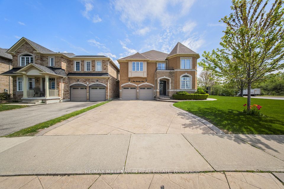 1 Pine Landing