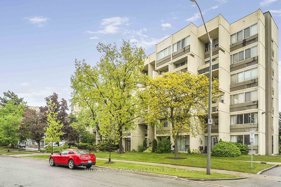 1300 Marlborough