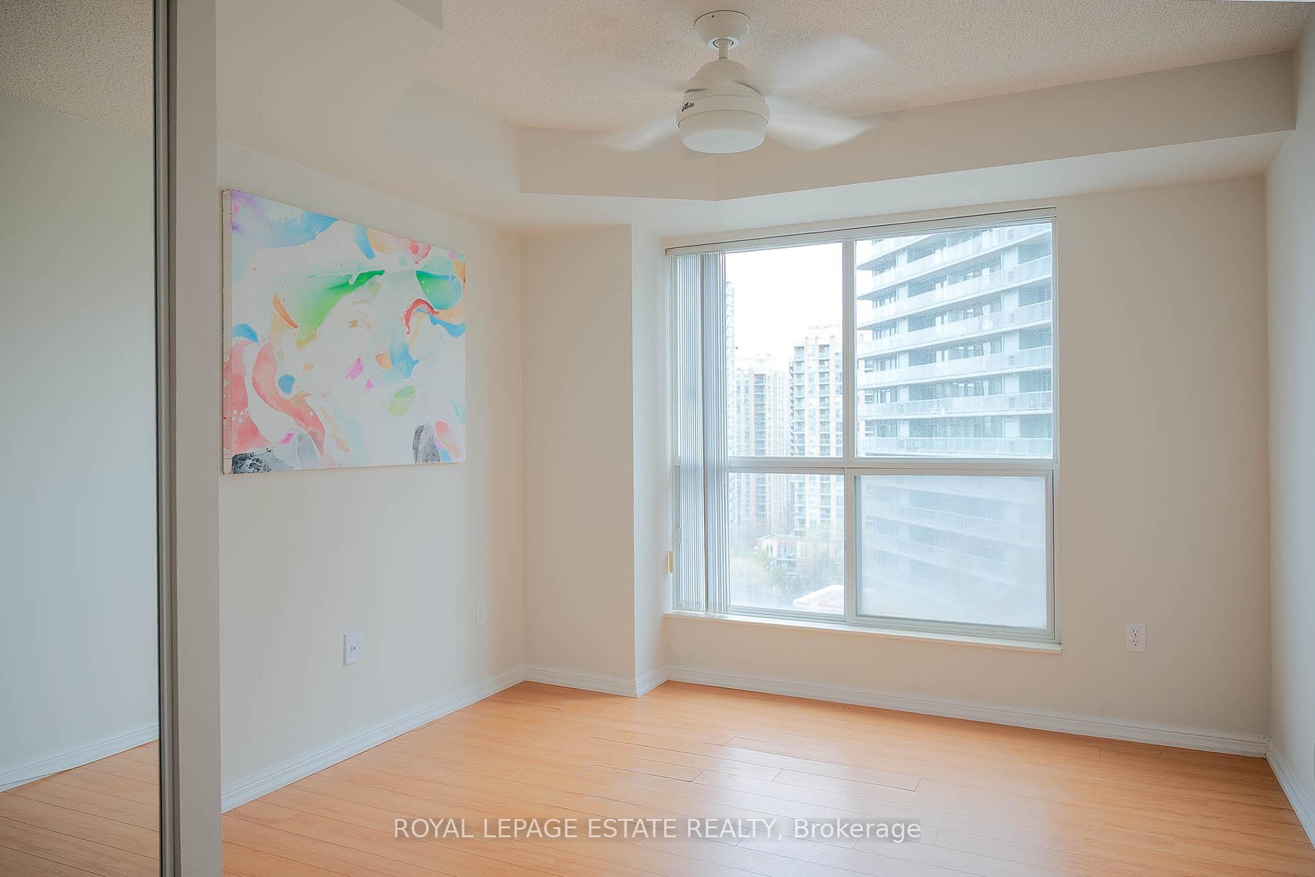 3 Bedrooms Condo at 23 Lorraine, Toronto For sale