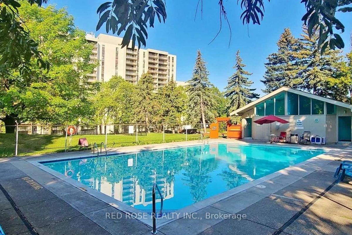 3 Bedrooms Condo at 3303 Don Mills,  Toronto For sale