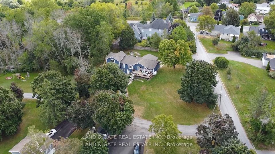 14 Eastern Avenue, Prince Edward County, ON K8N 4Z1
