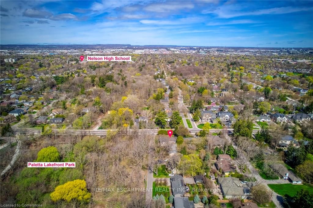 4306 Lakeshore Road