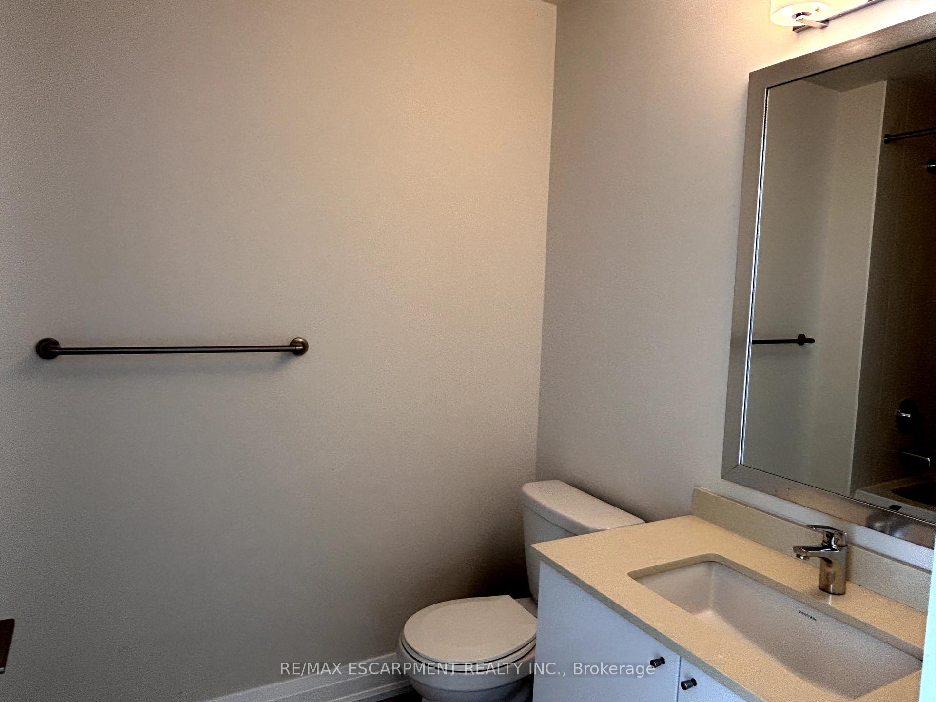 3 Bedrooms Condo at 3975 Grand Park, Mississauga For sale
