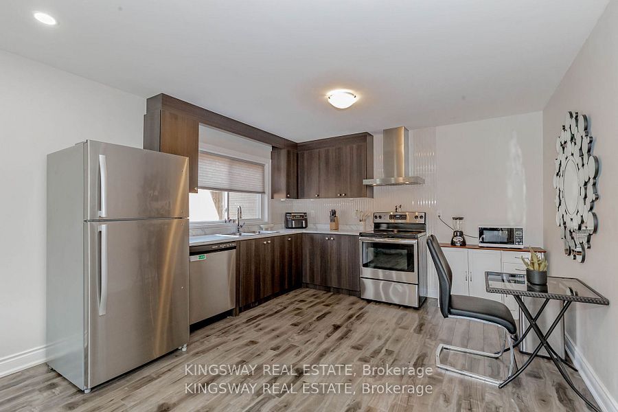 1395 Tyneburn Crescent