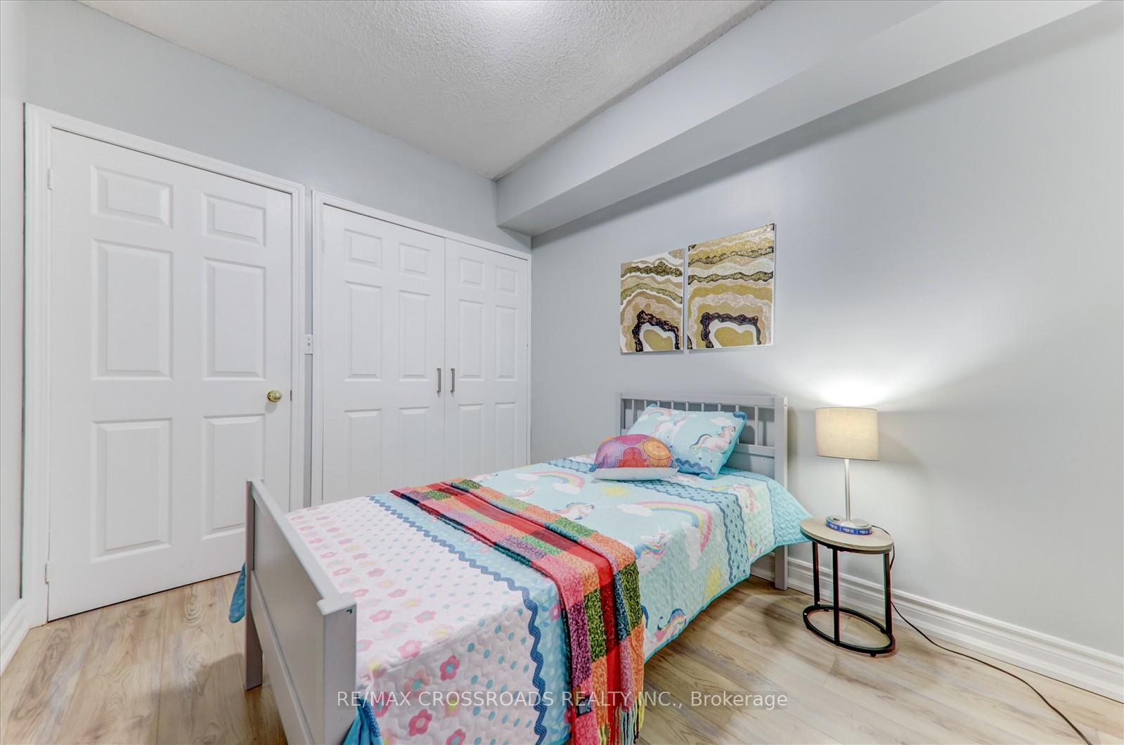 3 Bedrooms Condo at 3047 Finch, Toronto For sale
