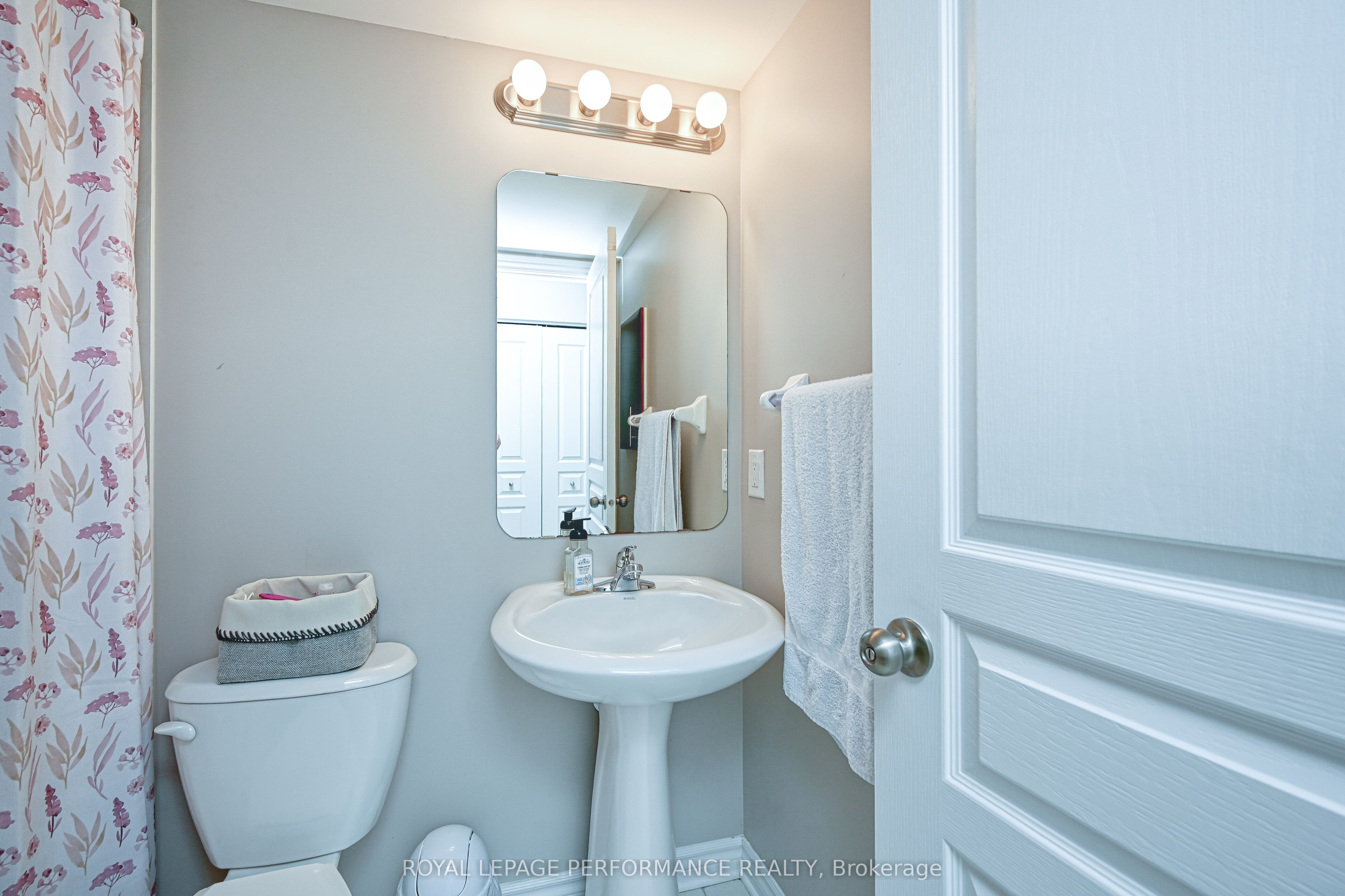 76 Stonehaven Drive, #A