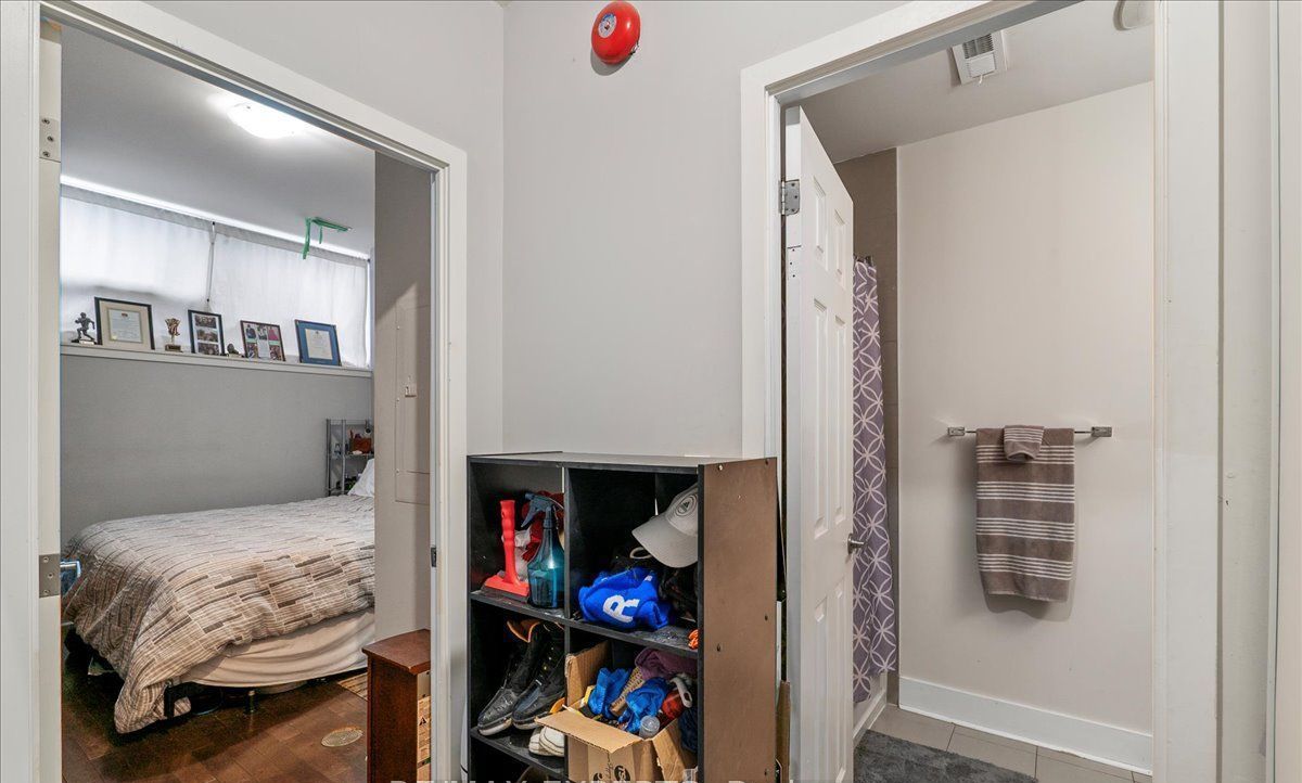 323 Kingston Road 101