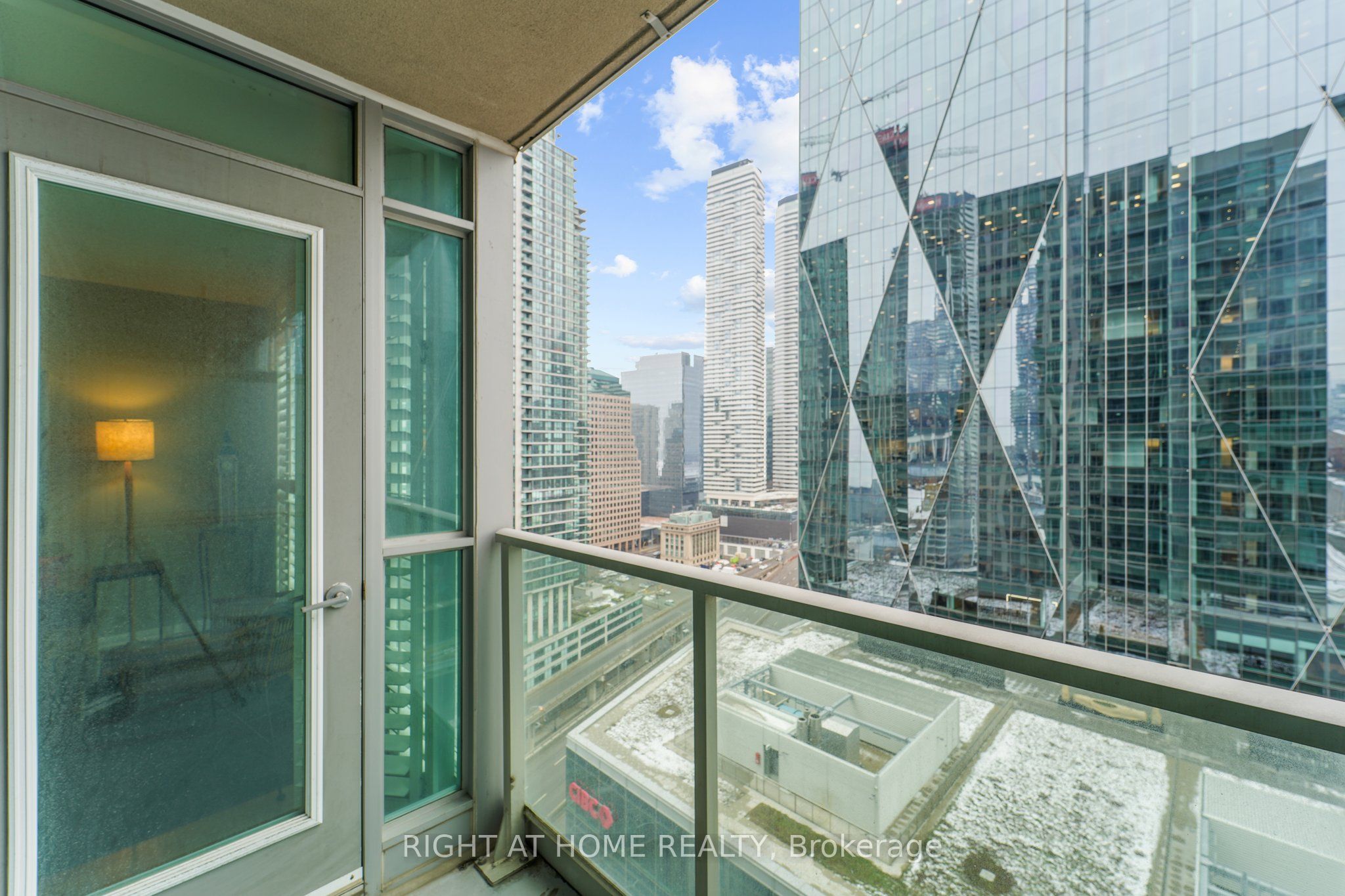 #2315 - 18 Yonge Street, Toronto, ON M5E 1Z8