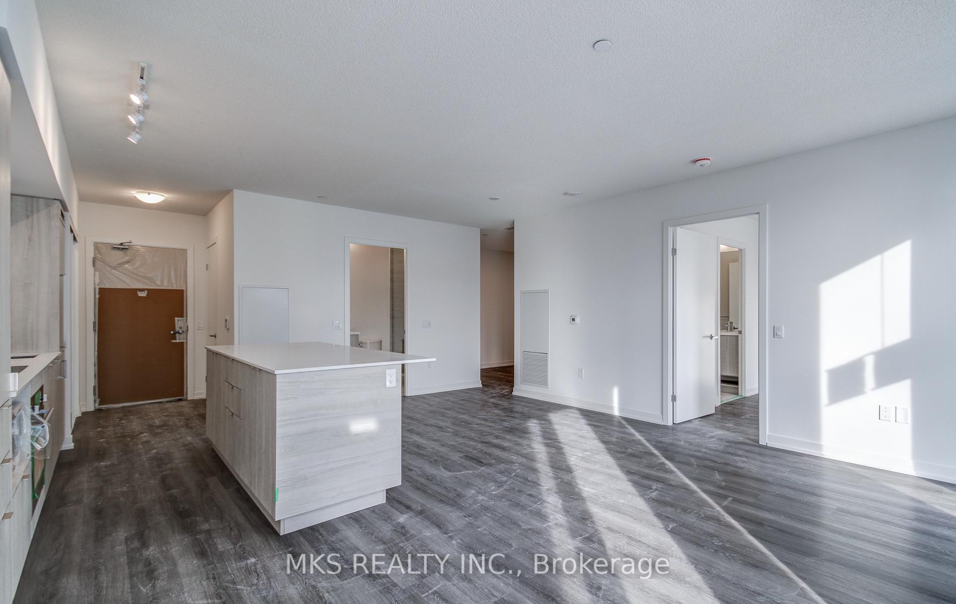 3 Bedrooms Condo at 138 Downes,  Toronto For sale